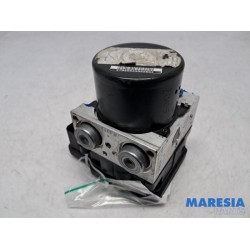Renault - Megane - ABS Pomp