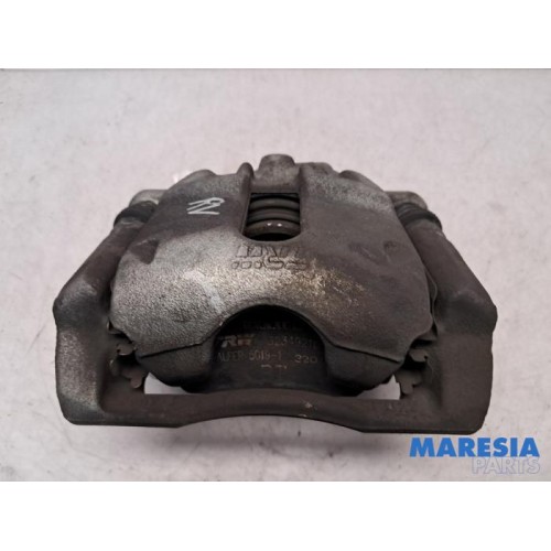 Renault - ZOE - Front brake calliper, right