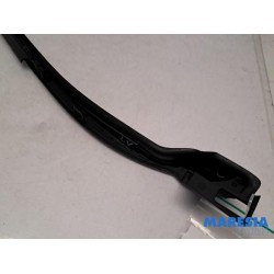 Renault - ZOE - Frontscreen frame