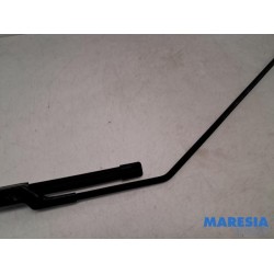 Renault - ZOE - Front wiper arm