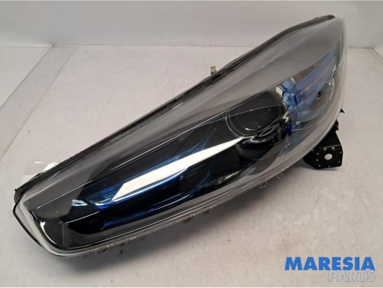 Renault - ZOE - Scheinwerfer links