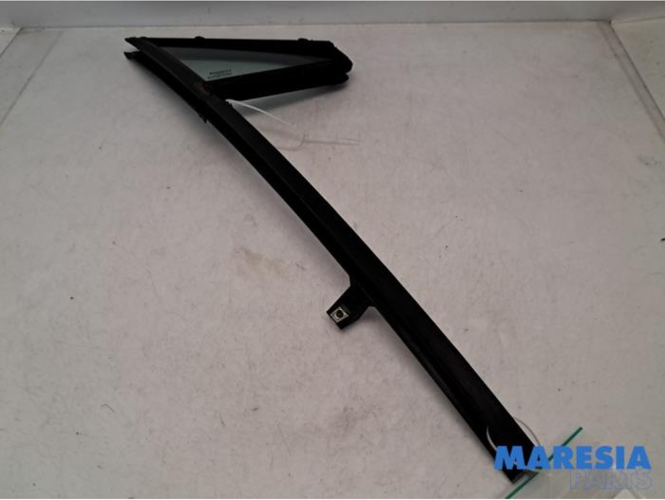 Renault - ZOE - Quarter light, front right