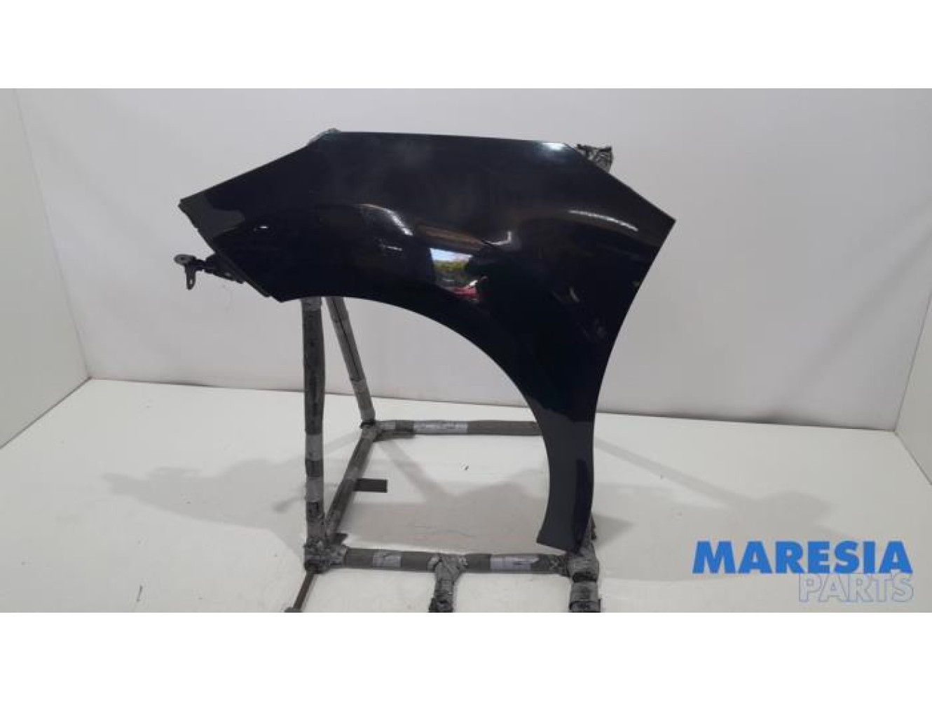 Citroen - DS3 - Front wing, left