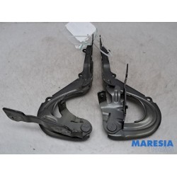 Citroen - C3 - Bonnet Hinge