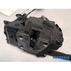 Renault - ZOE - Rear door mechanism 4-door, right