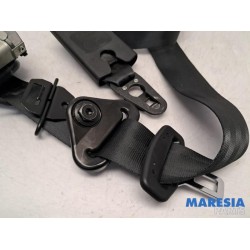 Renault - ZOE - Front seatbelt, right