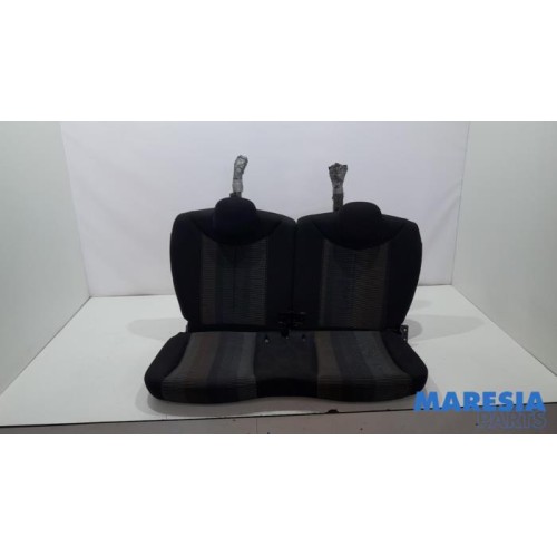 Peugeot - 108 - Rear bench seat