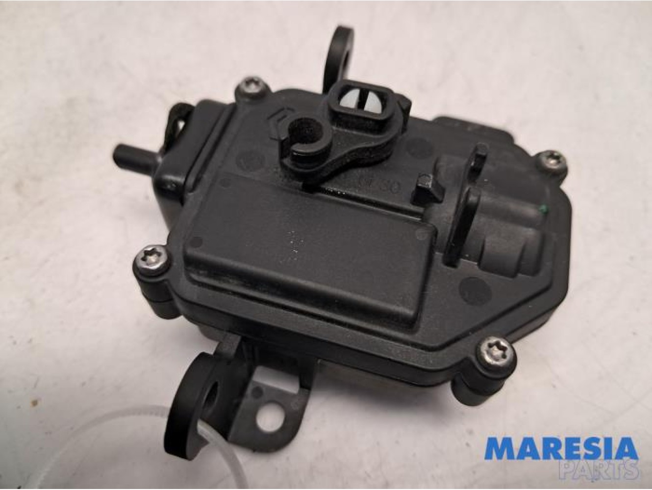 Renault - ZOE - Tank flap lock motor