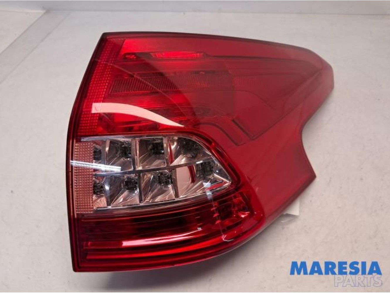 Citroen - C5 - Taillight, right