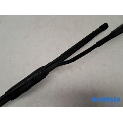 Citroen - DS3 - Front wiper arm