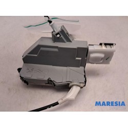 Citroen - C5 - Rear door mechanism 4-door, right