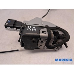 Citroen - C5 - Rear door mechanism 4-door, right