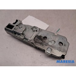 Citroen - C5 - Tailgate lock mechanism