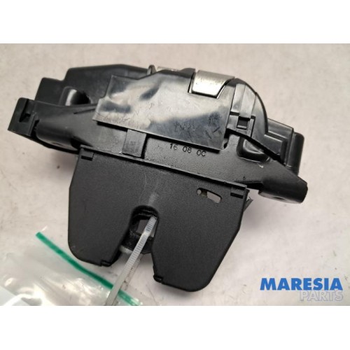 Citroen - C5 - Tailgate lock mechanism