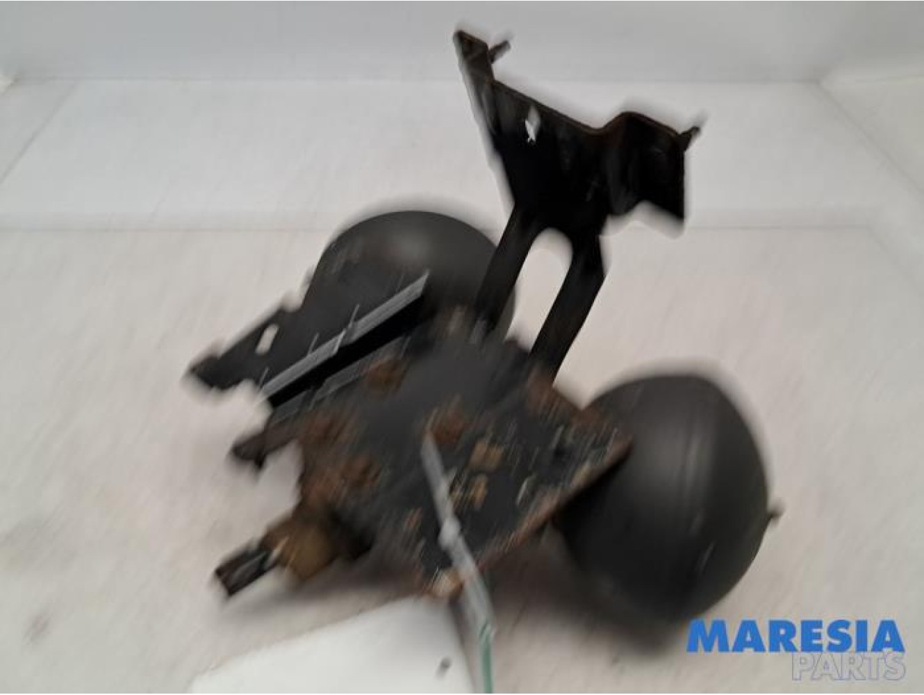 Citroen - C5 - HD controller (suspension)