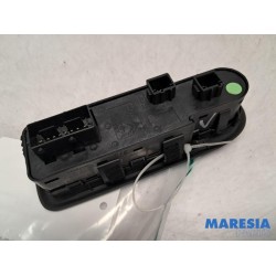 Citroen - C5 - Multi-functional window switch