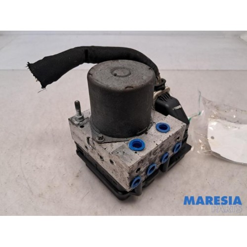 Citroen - C5 - ABS pump