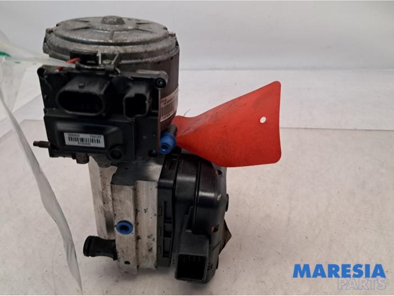 Citroen - C5 - LHM pump (suspension)