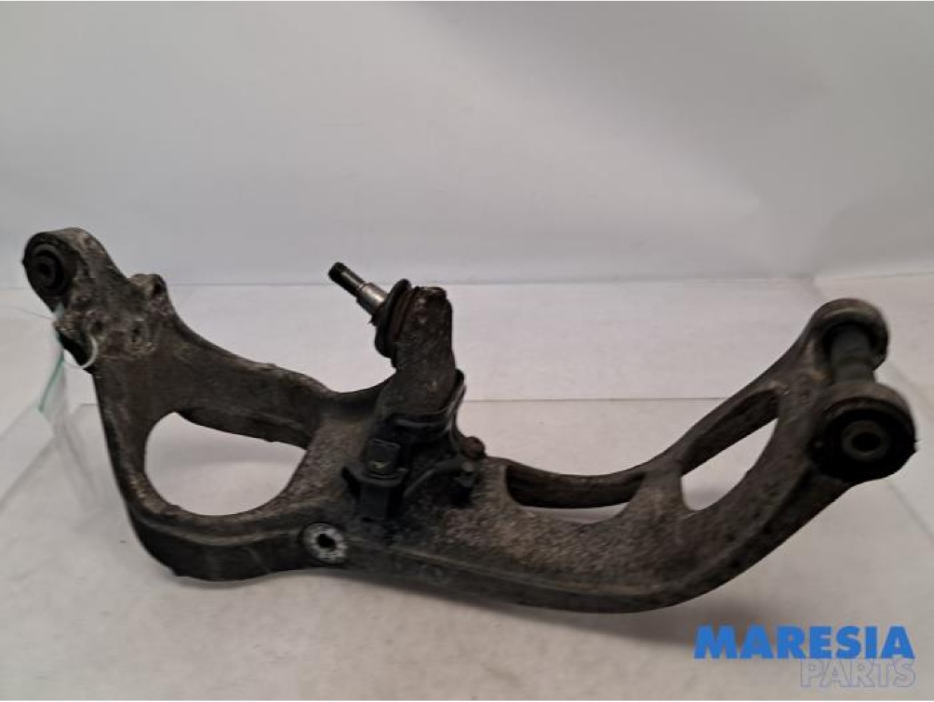 Citroen - C5 - Front wishbone, right