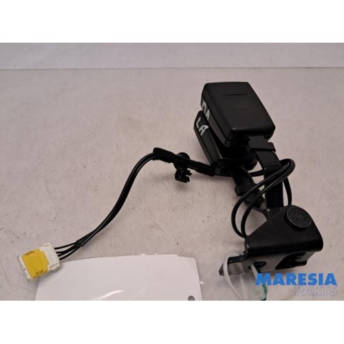 Citroen - C5 - Rear seatbelt buckle, left