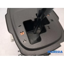 Peugeot - 108 - Automatic gear selector