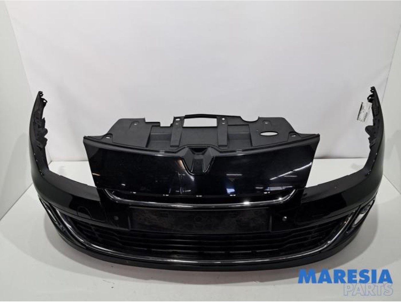 Renault - Megane - Pare-chocs avant