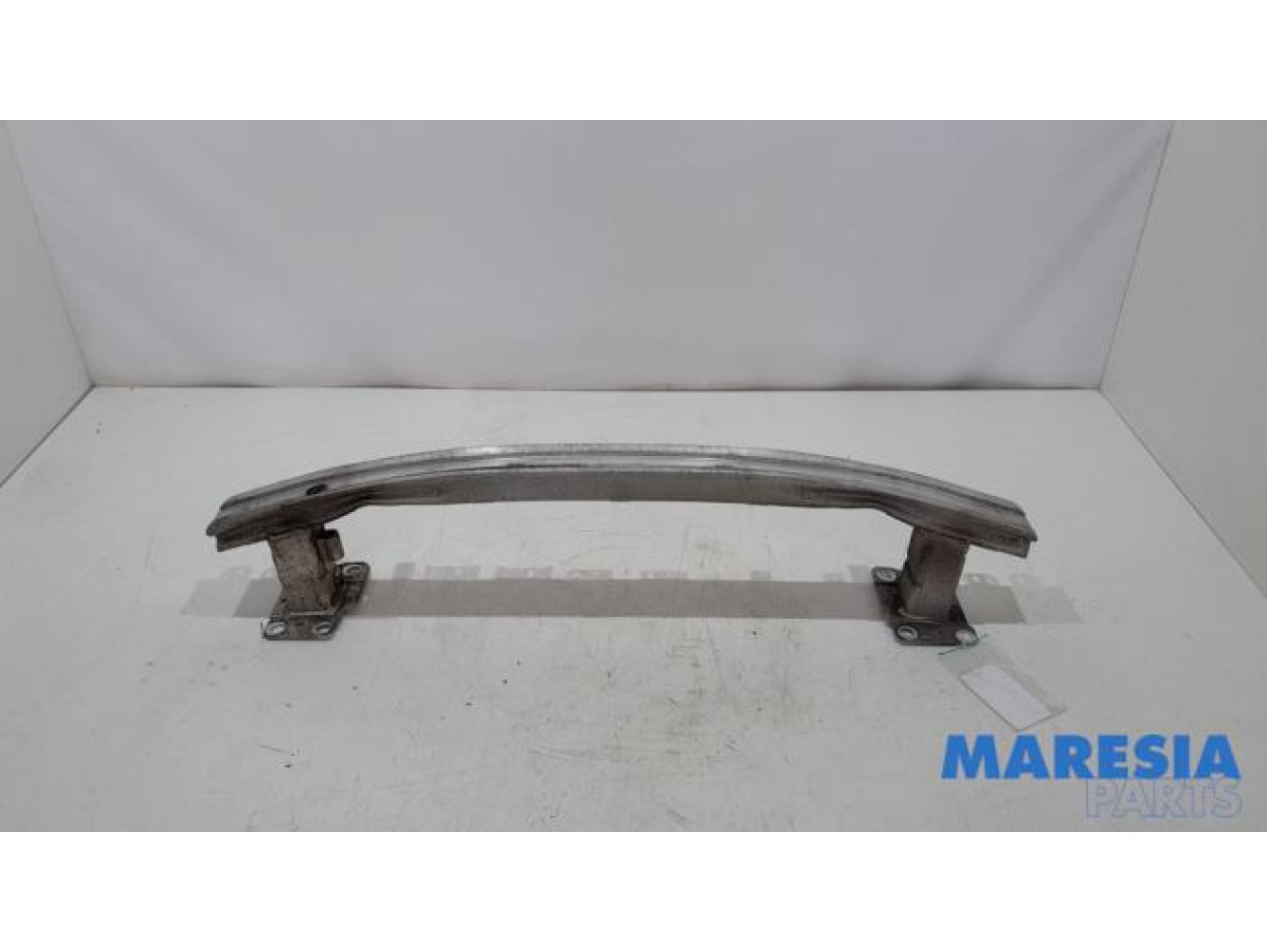 Renault - Megane - Front bumper frame