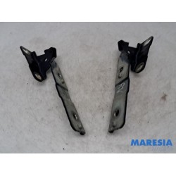 Citroen - C5 - Bonnet Hinge