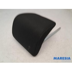 Fiat - Punto - Headrest