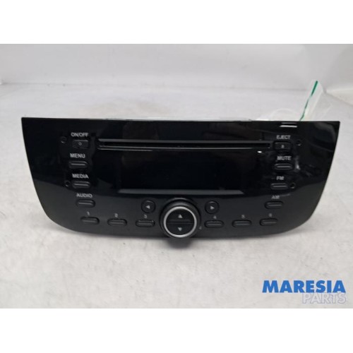 Fiat - Punto - Radio CD player