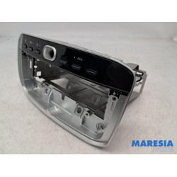 Fiat - Punto - Radio omlijsting