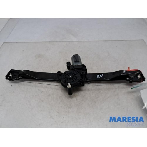 Fiat - Punto - Window mechanism 4-door, front right