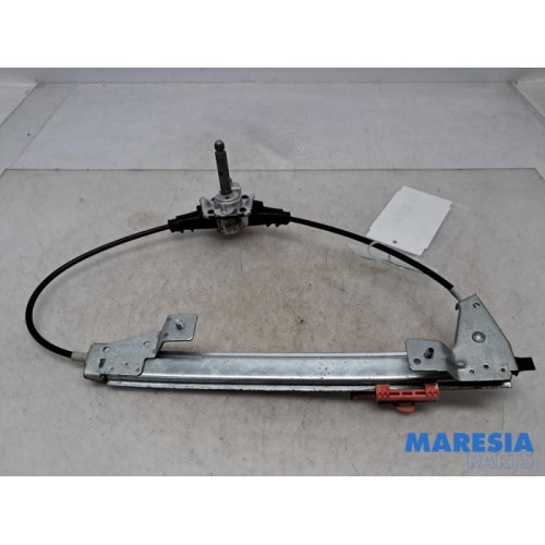Fiat - Punto - Rear door window mechanism 4-door, right