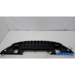 Renault - Megane - Bumper bottom