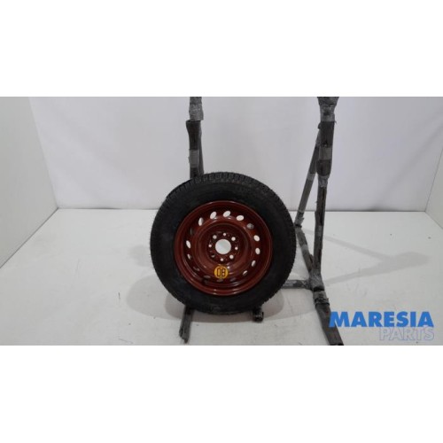 Fiat - Panda - Space-saver spare wheel