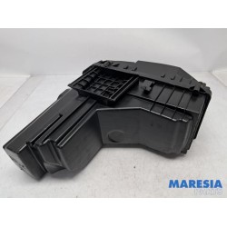 Citroen - C5 - Air box