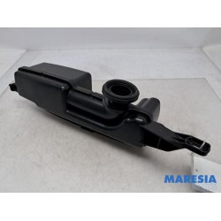 Citroen - C5 - Resonance housing