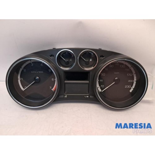 Peugeot - 308 - Instrumentenbrett
