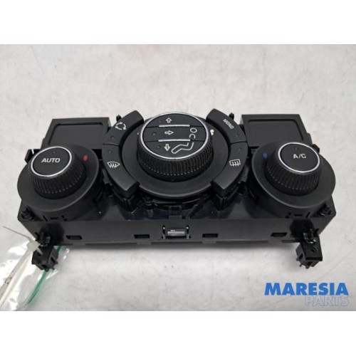 Peugeot - 308 - Heater control panel
