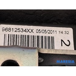 Peugeot - 308 - Sicherheitsgurt links hinten