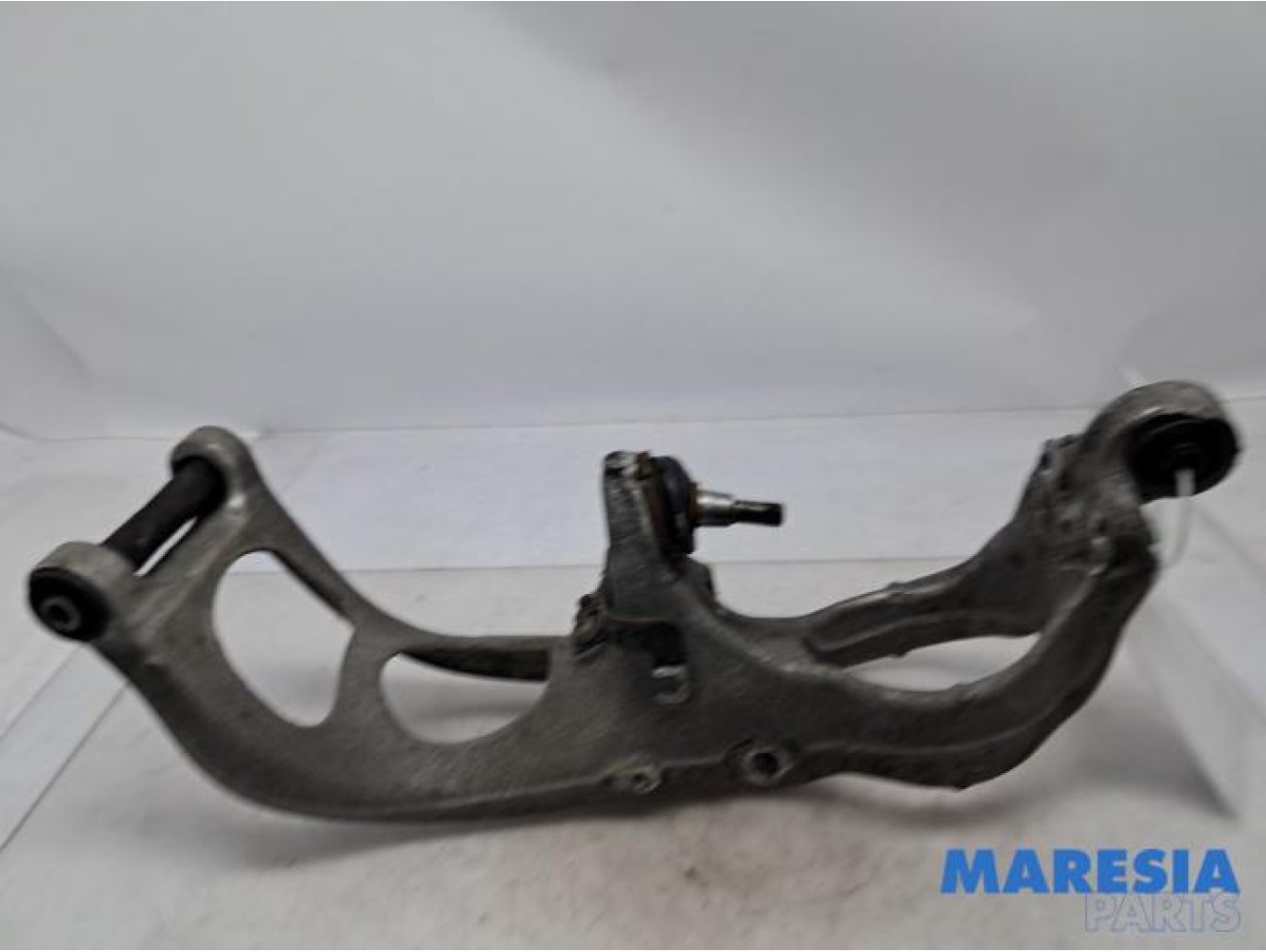 Citroen - C5 - Front wishbone, right