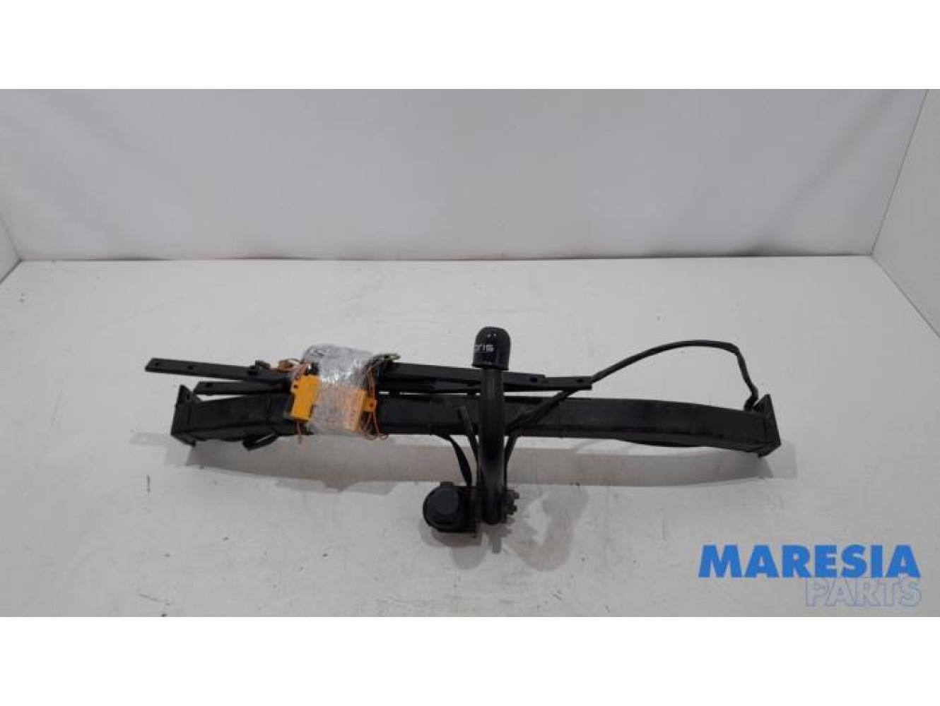 Renault - Megane - Towbar