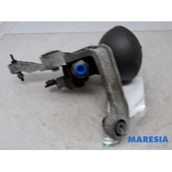 Citroen - C5 - HD controller (suspension)