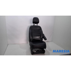 Renault - Trafic - Seat, right