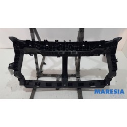 Renault - Trafic - Frontpaneel