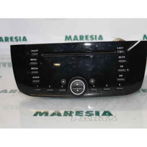 Fiat - Punto - Radio CD player