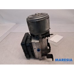 Citroen - C5 - LHM pump (suspension)