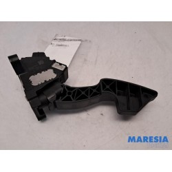 Peugeot - 108 - Accelerator pedal