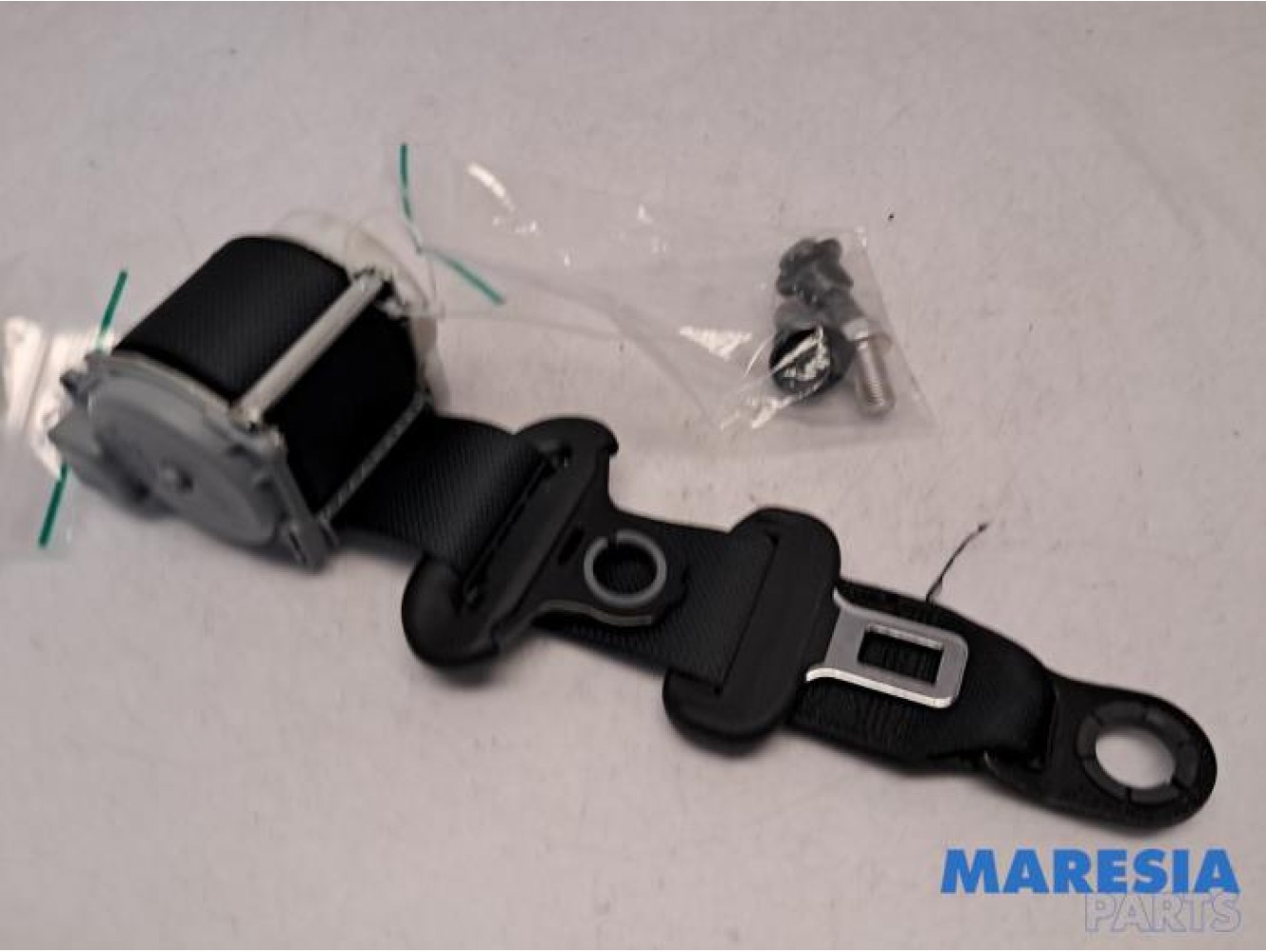Peugeot - 108 - Rear seatbelt, left