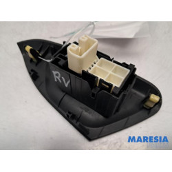 Peugeot - 108 - Electric window switch